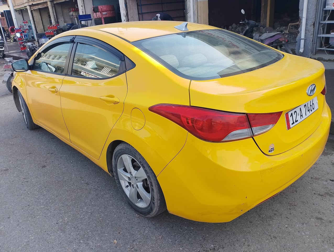 السلام عليكم
النترا 🚕
وارد امريكي 🇺🇲 ليبل وأحد 
موديل 2012👋
رقم نينوى اوربي 🙋 سنويه وهزه جديده 👋 
بدون كاربون بانزين ⛽ منظومه غاز بيها 👋 
هيئه وغرامة صفر 🚦 شرط التحويل 🚦 
محرك 18/محرك اثر نفخ وكير شرط 👋 
طخم تاير طخم امامي خلفي جديد 👋 
تبريد ثلج 🥶 مكيف الهواء 
📢ظررها شبر بارد بلدوسه ومنشوره بلصور والباقي شرط وكدام العين 👀 🛑 #السعر 103$💸 وبيها مجال 
#العنوان #الموصل #موصل_الجديده قرب جامع الايقظه شارع البطاريات 
🛑 1️⃣ اوقات العمل🕰️الاتصال من الساعه التاسعه صباحا الى الساعه العاشره ليلا🛑
🛑2️⃣بلتلفون قفل ماكو تعال ودفع سعر اليعجبك 🛑
#مكتب_ارض_السلام #لبيع_وشراء_السيارات 
🛑 #باداره/ سلام الراشدي 
***********📱كورك 📞
***********📱اسيا📞
