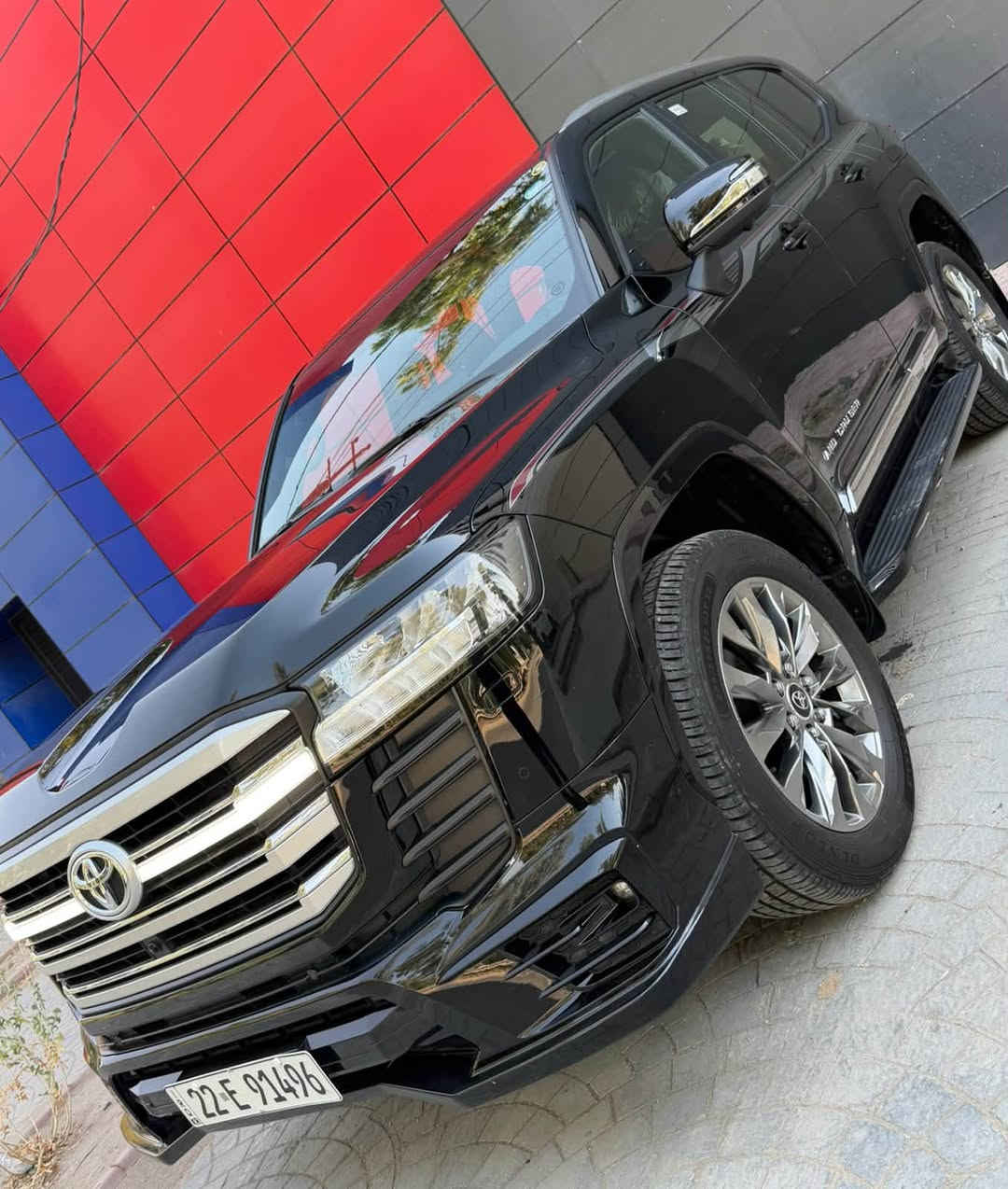 لاندكروز 2024 عل وضع زيرو
سياره مغلفه PPF ماشيه 4 الف 
3 شاشات فووول موصفات داخل احمر كامرات محيطيه 
تريد تحويل وكاله اني حاضر 
العنوان بغداد الاعضميه ..
السعر ..695.. قفل بيع ققط
***********
