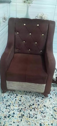 تخم ٧ مقاعد • طبلة وسطية • كوشات