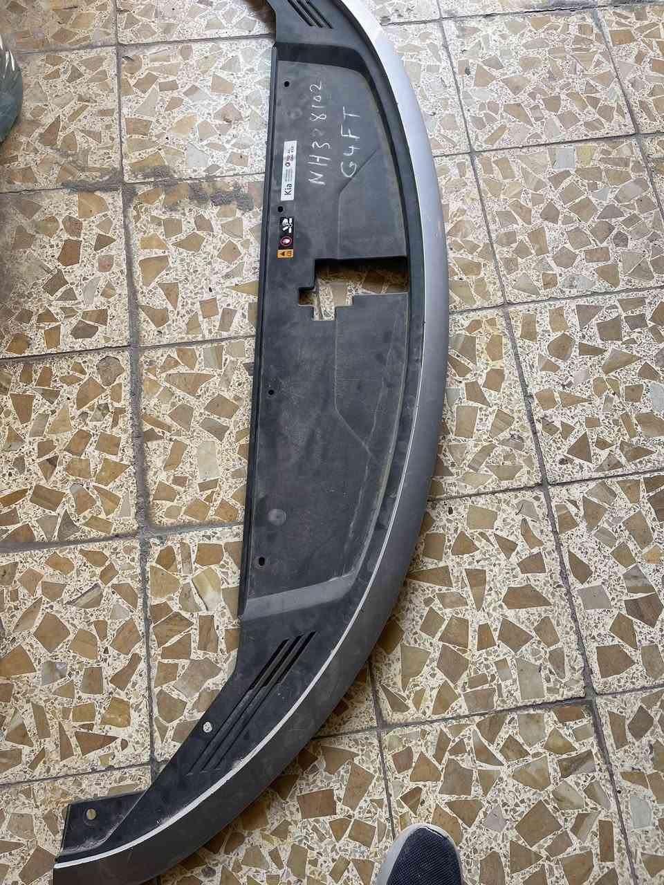 سلام عليكم @
حاضن مكينه مال سورنتو 24/25 مال تفصيخ اصلي
وكصه مال سورنتو مديل 23/22 تفصيخ بلاد ***********
