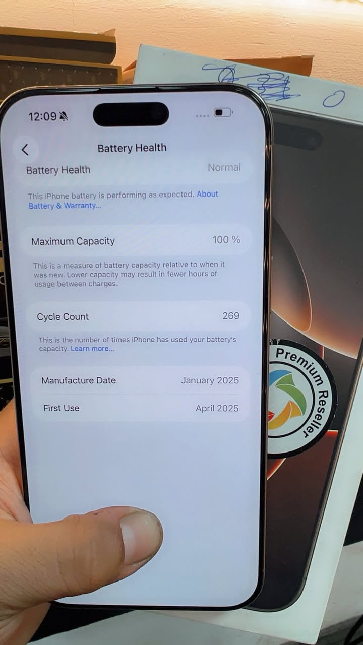 السلام عليكم
آيفون 16 برو ماكس
لون دزيرت مميز 
بطاريه 🔋 100
عدد شحنات 57 فقط جديد
ذاكرة 256
شرق اوسط عربي 
ماستر AEA 
نموذج m
شخط واحد مبي 
واذا بي شاخذ واحد تاخذه بلاش 
مكفول كفاله عامه من فتح وتصليح 
السعر / مليون و290 الف وبي مجال قليل كلش
العنوان بغداد الدوره شارع الصحه
شراي اتصل ***********
