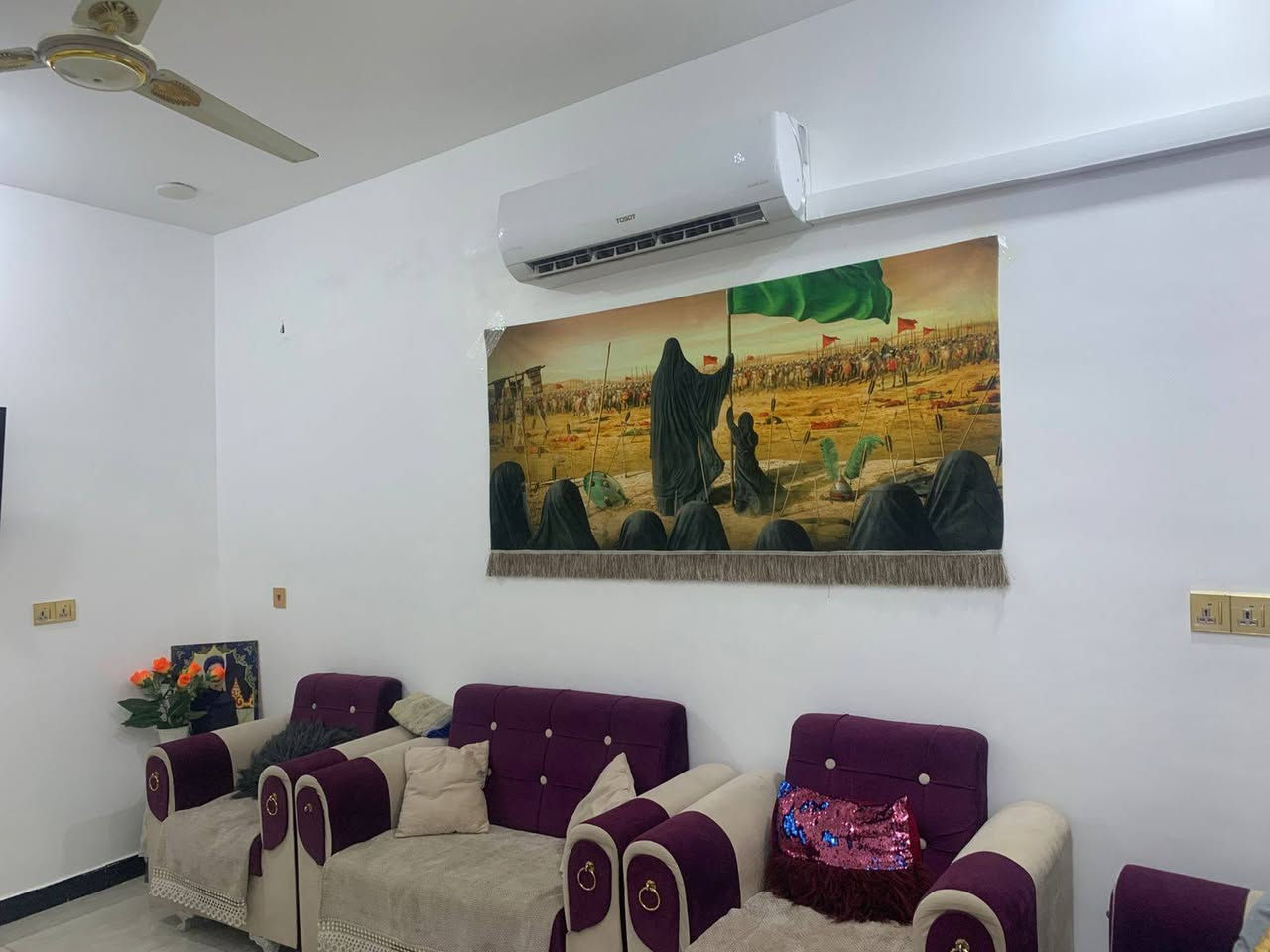 السلام عليكم مشتمل بزين القوس موقع مميز مساحة 105 ثاني قطعة ع شارع الكفاح الرئيسي للاستفسار الاتصال ***********
