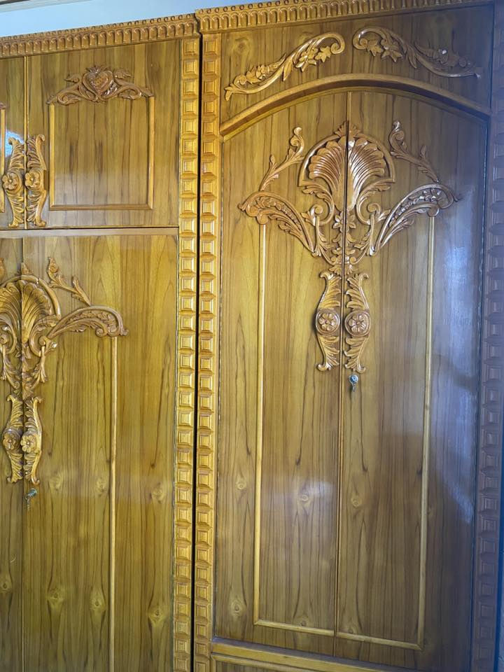 غرفة نوم للبيع اشتريها ومااستخدمتها وتركتها 
5 ملم 
صاج عراقي اصلي 
فصلتها فصال 
السعر مليون و700 وبيها مجال 
للإستفسار ***********
