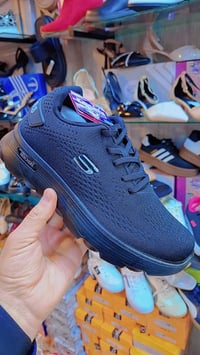 تنزيلات الربيع • ملابس • حي صدام