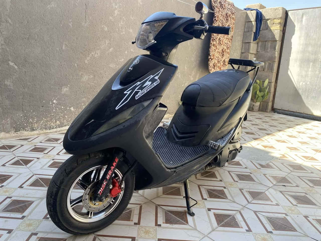 ماكس عدله للبيع مكينه 49بلاديه منفيز
بس الكابريتر مبدله تجاريه الاصلي السعر خاص
عنوان واسط صويره 
***********
