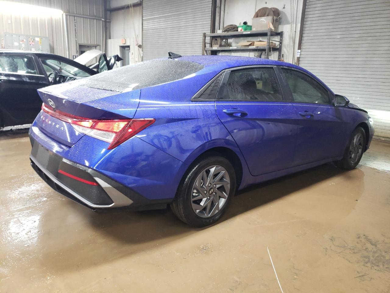 سلام عليم النترا  sel 2024 كامل بدون رقم ترقم جميع المحافظات 

مكاني البصرة 

***********

السعر 153 وبيه مجال للشراي
