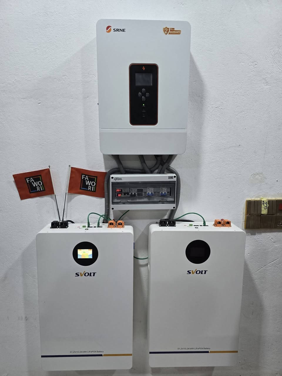 أللهم صل على محمد وآل محمد 

على بركة الله تعالى تم تجهيز وتنصيب منظومة الطاقة الشمسية في قضاء عفك.

في موقع تجاري .
شركة فاوري للاصباغ التركية 
لصاحبها الأخ الغالي باسم الحاج نوري عطا الله. 

 30 امبير نهارا 
 20 امبير ليلا

🔵 الواح نوع لونجي 620 واط ذات وجهين 18 باس بار ذات جوده وكفاءة عالية .
🔵 انفيرتر حجم  12Kw كيلو واط  .
🔵 بطارية 🔋 10KW عدد (2) ليثيوم فوسفات الحديد ذات جوده وكفاءة عالية بضمان 5 سنوات .
🔵 بدي سيركت مجهز بأحدث القواطع الذكية وجوزات الحريق مع تحكم WiFi لمراقبة عمل المنظومة من اي مكان .
🔵 هيكل حديد مغلون 2 ملم .
🔴مستعدين لتنصيب جميع منظومات الطاقة الشمسية مع الضمان الحقيقي لجميع الأجهزة. 

بإدارة : سيد احسان وسيد غزوان

للتواصل والاستفسار 
الاتصال على الأرقام
*********** سيد غزوان الزاملي  .
*********** سيد احسان الزاملي .
#النور #للطاقة #الشمسية.
