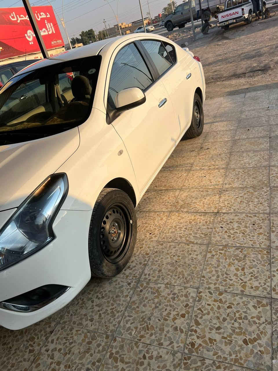 سلام عليكم نيسان صني البيع مديل 2024 بيها باب مبدل مال السكن وبيها بارد بل بنيد والباقي مكفول مكينه كير حداديه تخم تاير كهربائيات كلها شغاله باتري جديد تدفيه تبريد السعر 125 وبيها مجال مكاني بصره قضاء شط العرب الجزيره رقم الهاتف ***********
