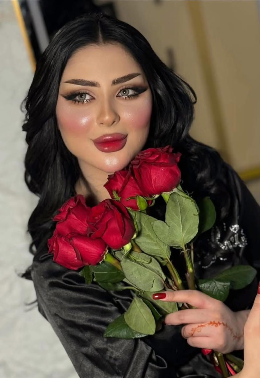 #عروض_عيد_الحب♥️
كل شي ب25 الف فقط 

1-تاتو شعيرات مايكرو ضمان وجوده العمل واللون ب25 الف 
2- صبغ شعر جميع الالوان وجميع الاطوال ب25 الف فقط
3- تخصيل شعر شعل سيلفون قصير و وسطب25 الف فقط 
4- معالج تريتمنت بروتين لجميع اطوال الشعر مع قص هديه ب25 الف فقط 
5- تنظيف بشره عميق جدا مع تنظيف قدم وحف وجه ب25 الف
6-ميكاب مناسبات مع رموش 25 الف 
7- تسريحه مناسبات نص رفعه 25 الف 
8- ابره نضاره ونقاوه وشد وتبيض ب25 الف 
9- رموش دائميه شعره شعره 25 الف 
10- تسريح شعر قصير و وسط للكتف 25 الف 

العنوان / بغداد الدورة الصحه بدايه الفرع المقابل حلويات ابن نايف 

*********** متوفر واتساب  ومتوفر خدمه منزليه يعني اذا متكدرين تجين الكوافيرا تجيج للبيت يلا وين اكو هيج دلال
