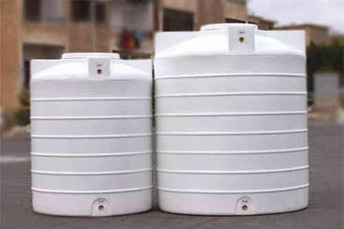 السلام عليكم ورحمه الله وبركاته
تنظيف وغسل الخزانات البيوت جميع الخزانات المياة بسعار المناسبه 
التواصل عبر الواتس اب ***********
