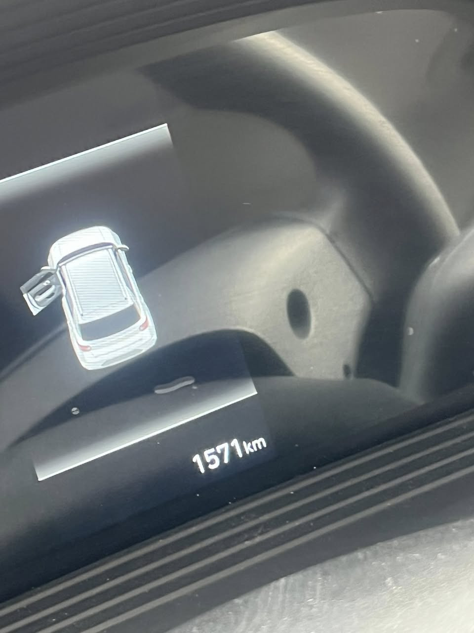 هونداي ڤينو  ٢٠٢٥ 
ماشي ١٥٠٠ كيلو /. ٩٠٠ ميل
سياره بعدها زيرو 
حادثها راس البوند بدون دواخل بدون ايرباك
رقم كاتي اربيل 
موجودة في اربيل 
السعر ١٢٥ $ ورقة وبيها مجال 
للاتصال واتساب ***********
