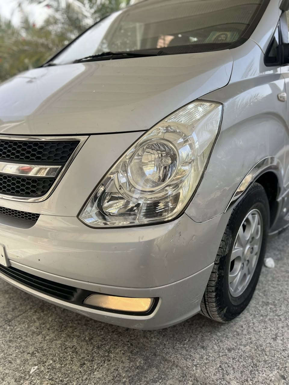 ستاركس للبيع 2008 مسكر اصل اوتماتيك فول موصفات رقم بصره تحويل ثاني يوم مصفره من كلشي سياره مكفوله ضربه وصبغ 
تكمً ودوس و قماره ع البلاد بدون تعمير سياره جديده وجاهزه من كلشي مكينه مكفوله من التبخير والتنقيص تبريد ثلج حداده توب  تخم تاير دواخل كلش نظيفه سياره جاهزه مال جناي السعر 125 قفل مكان السياره بصره 
للستفسار ***********
