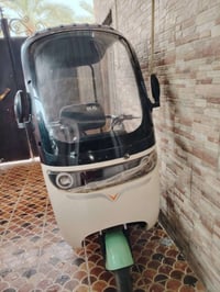 جديدة • شاحن شغال • مستعجل