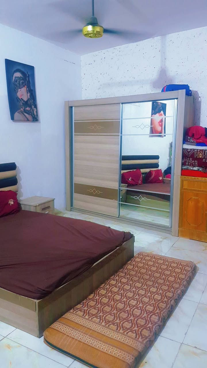 غرفة نوم اي ضرر مابيها سعرها ٣٠٠وبيها مجال


**إذا كنت صاحب هذا الإعلان وتريد حذفه لأي سبب، رجاءا أرسل رسالة إلى الدعم الفني**