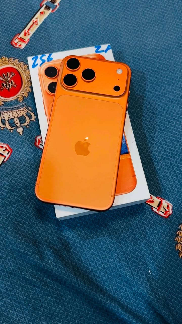 السلام عليكم بيع ومراوس
17 برو ماكس 256  شريحة ze 

بطاريه 100 نظافته 100 عدد دورات ٢٢

ملحقاته كامله سعره مليون٩٥٠ بي مجال بصيط

مكاني بغداد *********** واتس
