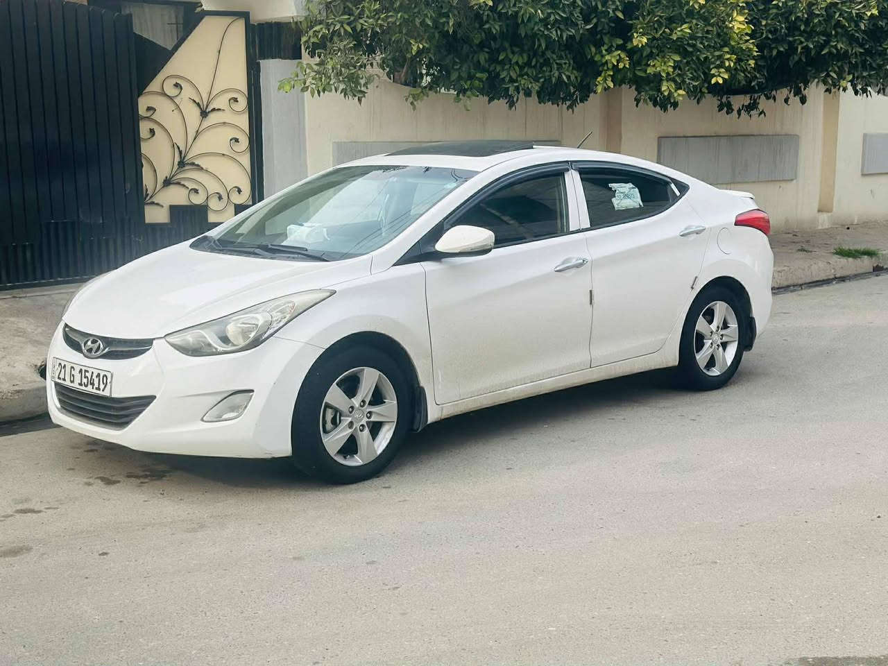 مروواس شعندك…نزل بل تعليق… ..النترا خليجي موديل 2014 محرك دوش قبل شهرين شديتو مال كصه .. ضررها  باب الخلفي ورا النفر بي صبغ شوي والداير ..وباقي التفاصيل متواجد عل ماسنجر او الرقم ***********
