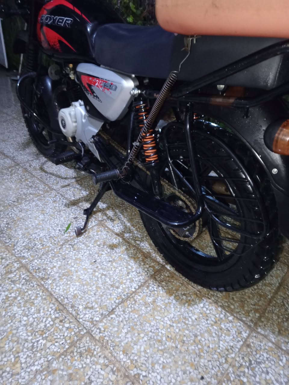 السلام عليكم دراجه بوكسر 23
مرقمه بغداد بوكاني منطقه الحسينيه. مرقم

***********
