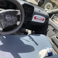 نیسان تاک پینج قلاب ٢٠٠٢تەبریدو پاوەر.  کامل جاهیز کراوە. بی تەقەورەقە...