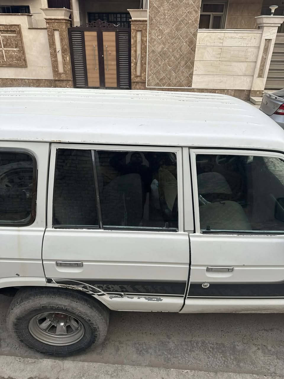 السلام عليكم لاندكروز مديل 1989كير ومحرك بطه سياره مصبوغه حزام جماليه الرقم بغداد المكان بغداد البلديات 
مكلف بلنشر رقم راعي السياره ‭0772 453 7425‬

السعر 40$بيه مجال
