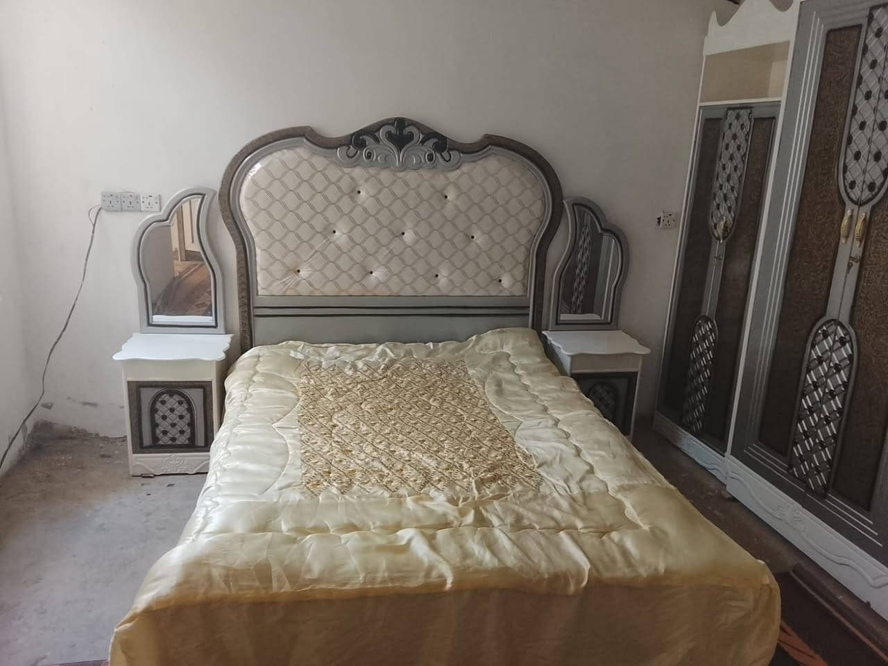 غرفه للبيع جديده غير مستخدمه ***********
