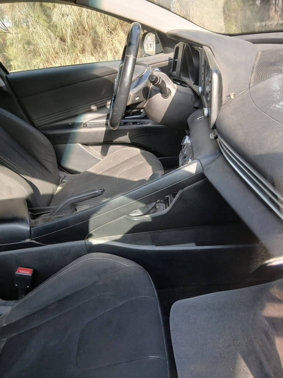 سلام عليكم انتره موديل 2022 معوقين هاي سنه صير حره ضربه جاملغ الخلفي اليمن وبنيد مبدل حداديه طخم تاير محرك وكير جداد مكفولات وصوليات 120 مكاني الناصري فظليه  ***********
