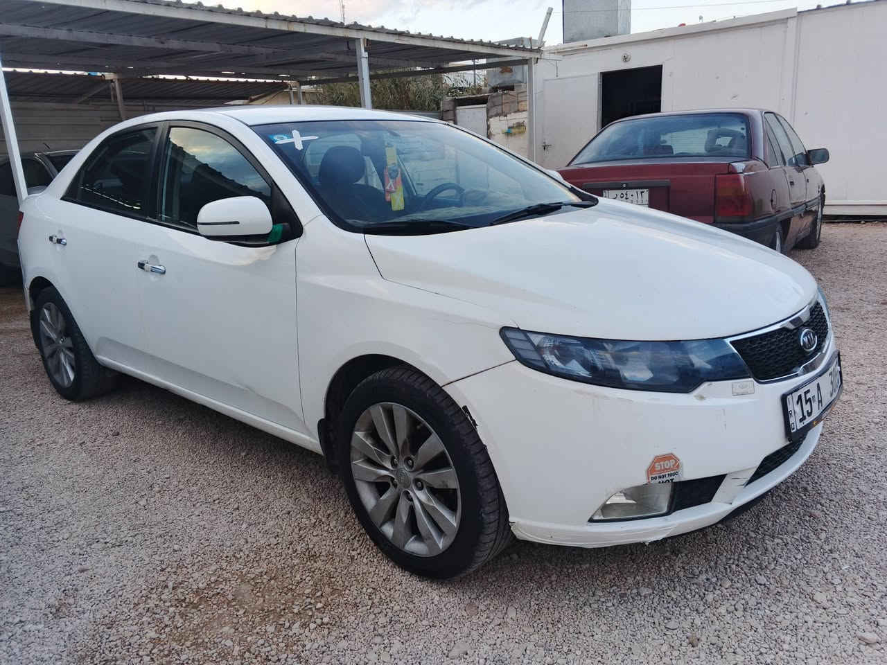 سيراتو موديل 13خليجي كير محرك جديد صدر نضيف تخم تاير جديد بيه صبغ بدون أي داخل السعر 94 وبيه مجال المكان هيت كبيسه رقمي ***********
