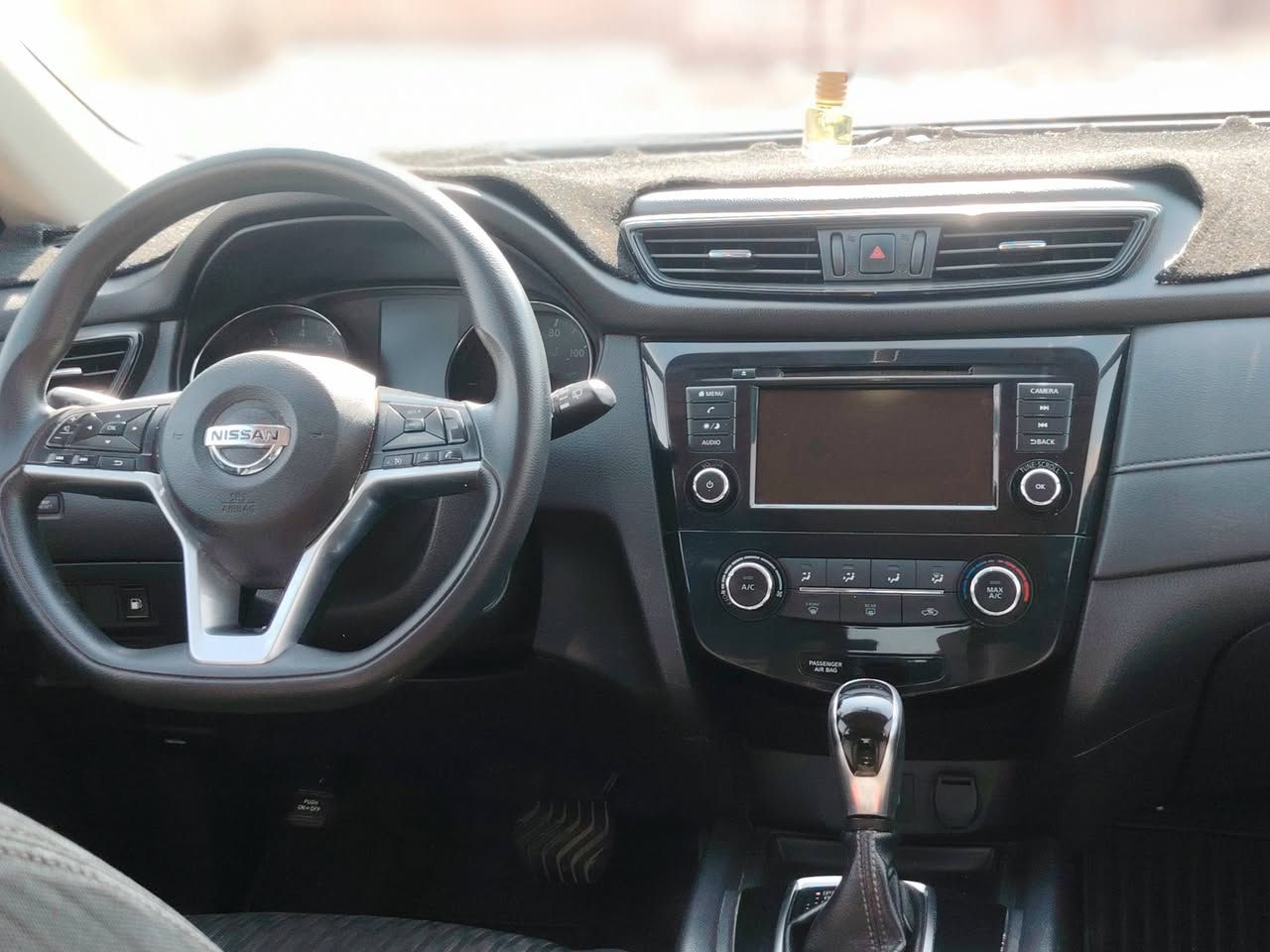 نيسان روج أمريكي 2018 محرك 4 سلندر 2500cc كلين بدون صبغ كير محرك صدر شرط تبريد ثلج سنوية لنهاية 2026 نقاط عمياء داخلية قطعتين  تبريد السعر 142 وبي مجال...

للأستفسار هـ ***********
