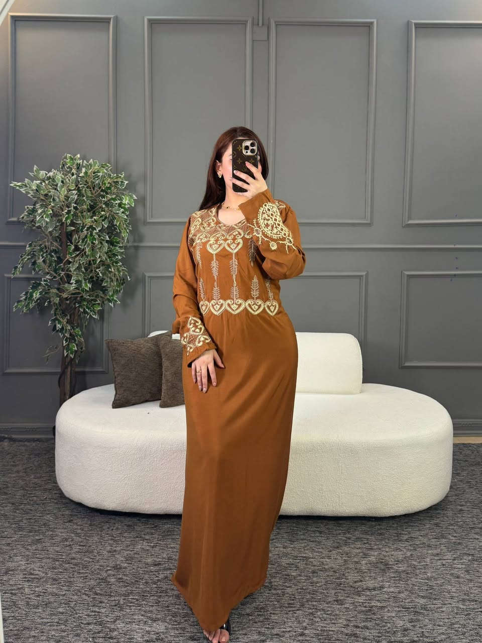 #جملة فقط الدرزن ٨٥ الف 
الخامه كشمير مصري مطرز


**إذا كنت صاحب هذا الإعلان وتريد حذفه لأي سبب، رجاءا أرسل رسالة إلى الدعم الفني**