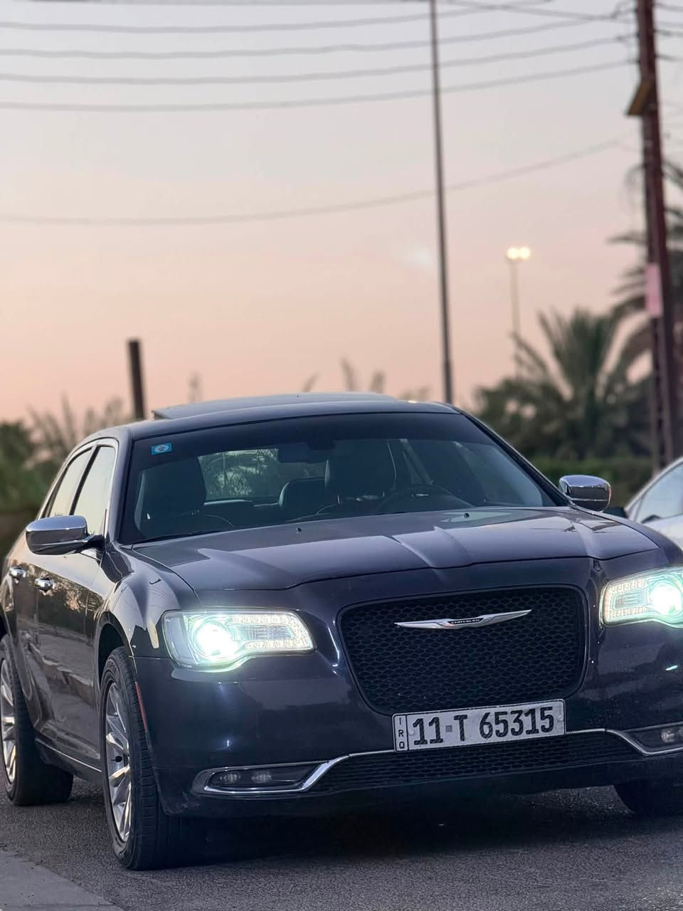كرايسلر c300 AWD 2017
فول الفول 

بانوراما 

بردة خلفية

كشنات تدفئة +تبريد 

كشنات كهرباء ا

لايت دوار مع السيترين 

كشنات خزن ميموري 

تدفئة ستيرن + مرايات تعتيم 

كير +محرك + تبريد حدادية كهربيات كلها كفالة وجديدة 

شواصي لغد كفالة 

بيها جاملغ مصبوغ والسونار منزلة 

بيها ويل مكسيكي سعره ٦٠٠$ 

تخم تاير جديد 

سيارة جاهزة وحلوة ما ناقصها شي 

(فور ويل السيارة )AWD 

مكاني بغداد حي البياع 

باسمي تحويل ثاني يوم 

***********
السعر ١٦٦
