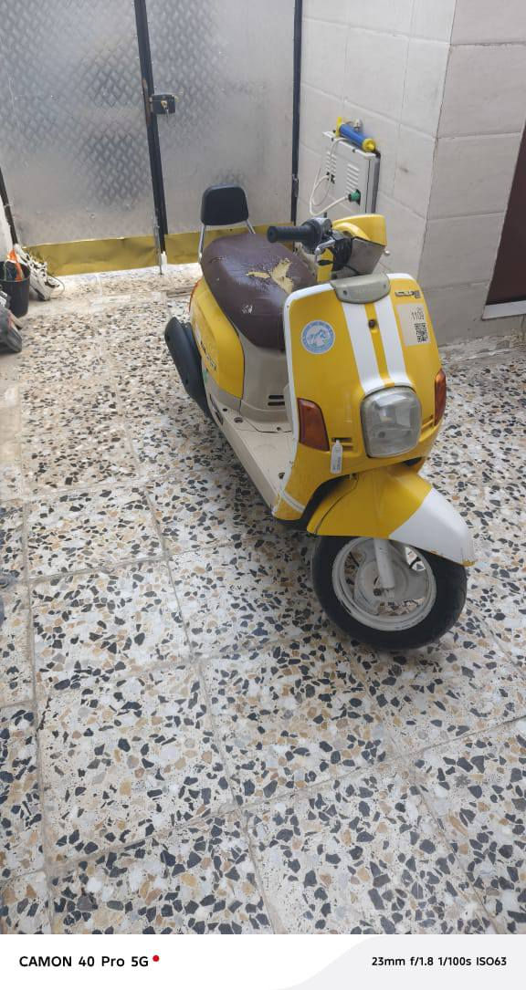 ماكس بوليس120 دراجه مابيه أي نقص كامله من كلشي شغال سلف هندر هورن اشاير لايت أمامي مكينه بلاديه 49 شلع ومعدل أوراقه كامله السعر 575وبيه مجال مكاني الحسينية مال راشدي الرقم ***********
