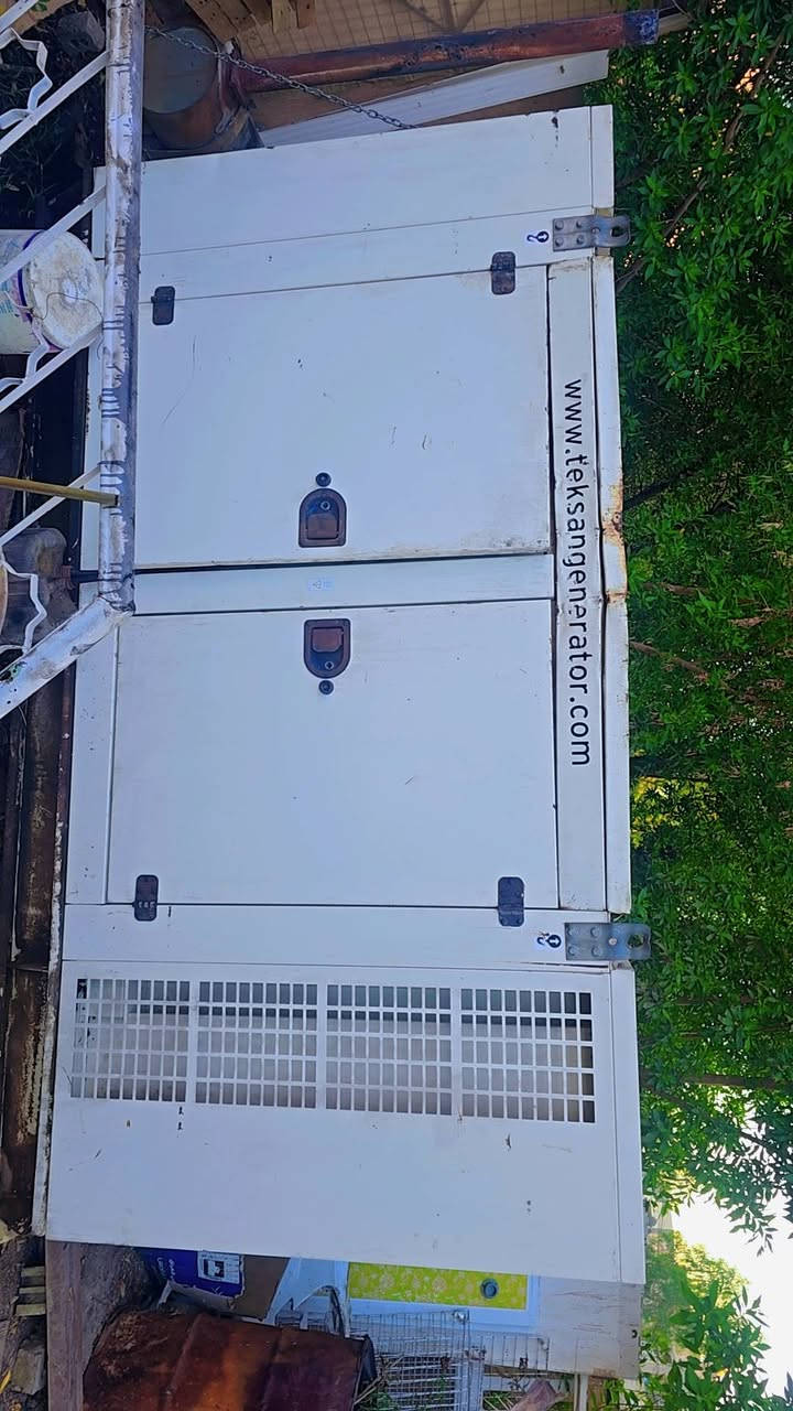 مولد بيركنز 125 KV كاتم
مكينه 6 سلندر سوبر مكفوله من تنقيص او تبخير 
شرط الفحص تشغيل واطفاء اوتو 
كاتم تكسان % مكاني بغداد حي الاعلام تفاصيل اكثر *********** ابو حسن
