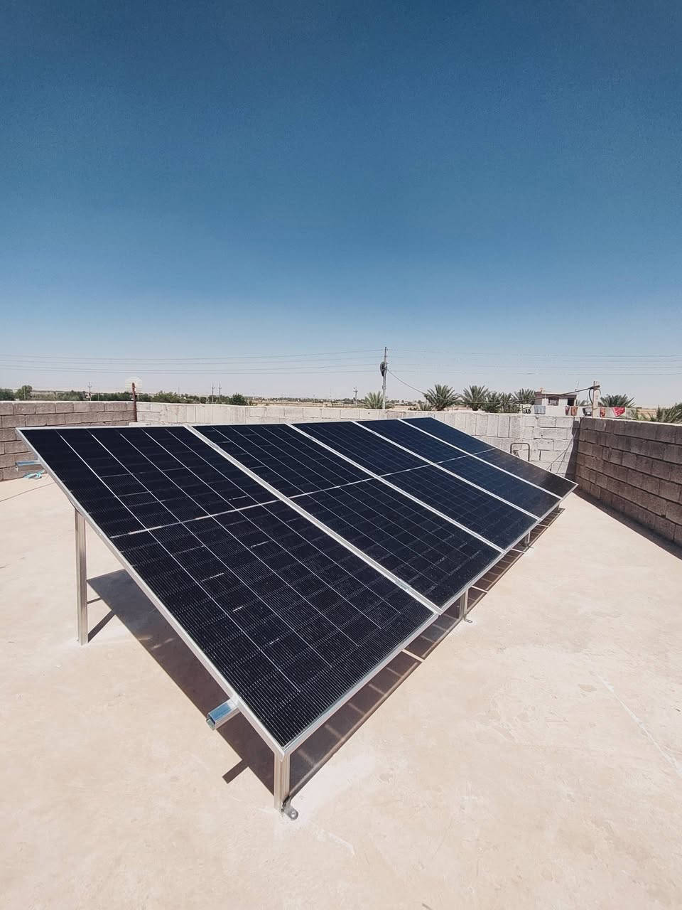 📍خانقين _قرية ابراهيم العلي
تم بحمد الله تنصيب طاقة شمسية (chisage_شيساج)
بقدرة 10امبير نهاري☀️ 8امبير ليلي🌖

تتكون المنظومة من انفيرتر بقدرة3.5kw✅
وبطارية بقدرة 8 kw✅+بورد سيطرة متكامل✅
مع هيكل حديد مغلون لالواح شركة جينكو عدد 5✅

ضمان البطارية 5سنوات حقيقية✅✅
ضمان الانفيرتر 2سنوات حقيقية ✅✅

للتواصل :
*********** المهندس صالح الحربي
*********** محمد صالح الحربي
