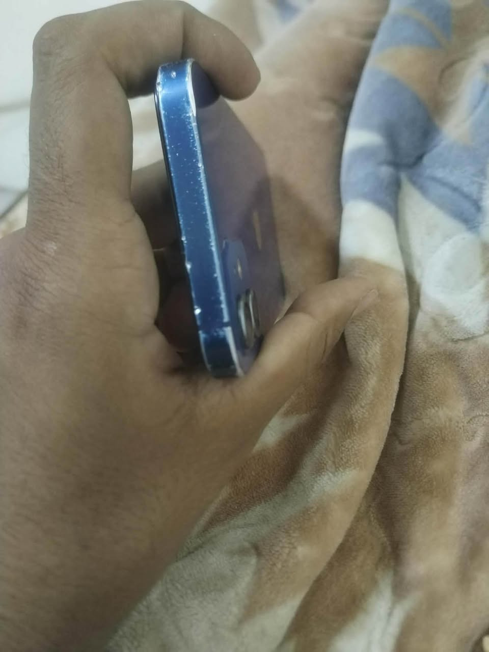 سلام عليكم ١٢عادي كفاله بس شخوط من كفر مامبدل بي شي كله شغال مكان بغداد الشعله سعره ٢٢٠وبي مجال  ***********

