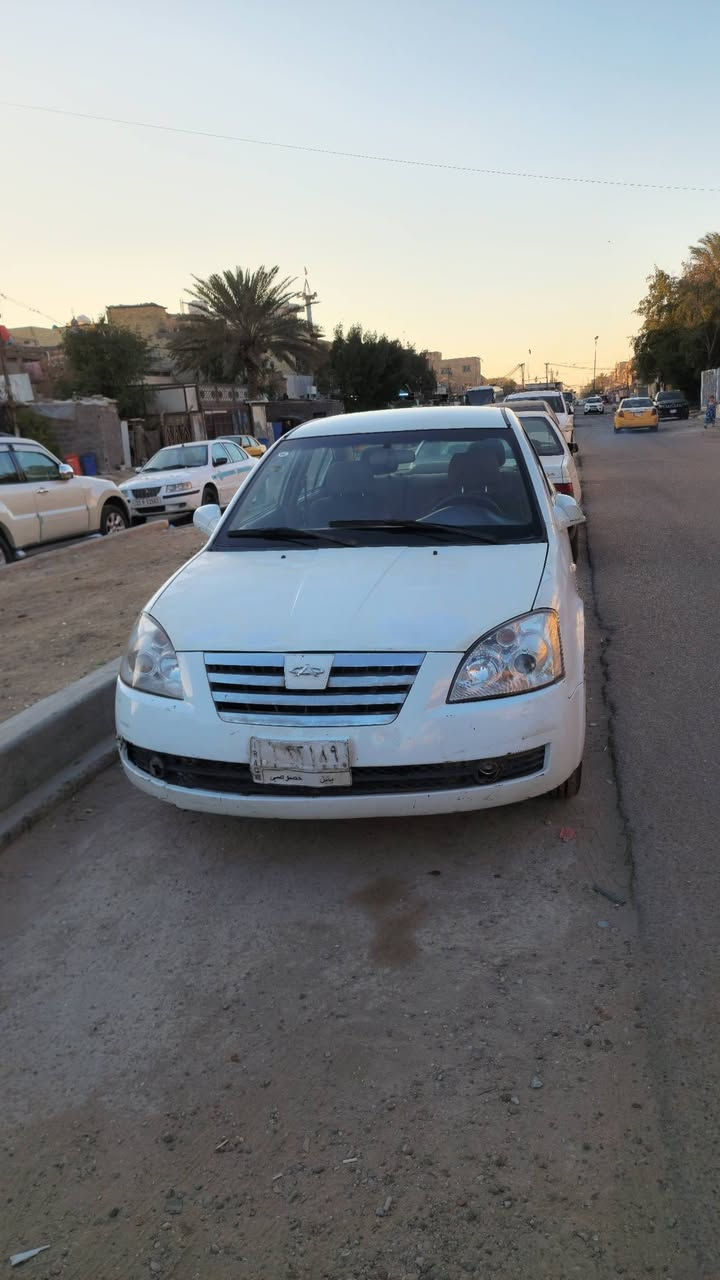 السلام عليكم 
شيري A5 موديل 12 رقم بابل سنوية 27
سيارة قطرة صبغ مابيها بلادية فقط خياسات كما موضح بالصور 
مكينة مال تيكو 2000 جديدة 
كير فرنسي جديد اوتوماتيك 
باتري + داينمو جديد 
تخم تاير وحدادية جديدة خير من الله 
نقصها  [ التبريد + نقوصات بسيطة بالكهربائيات ] 
السعر 35 وبيها مجال بسيط حك الجية مكاني بغداد الرشاد السيارة مشروع وطني وعندي وكالة عامة وتحويل مباشر


**إذا كنت صاحب هذا الإعلان وتريد حذفه لأي سبب، رجاءا أرسل رسالة إلى الدعم الفني**