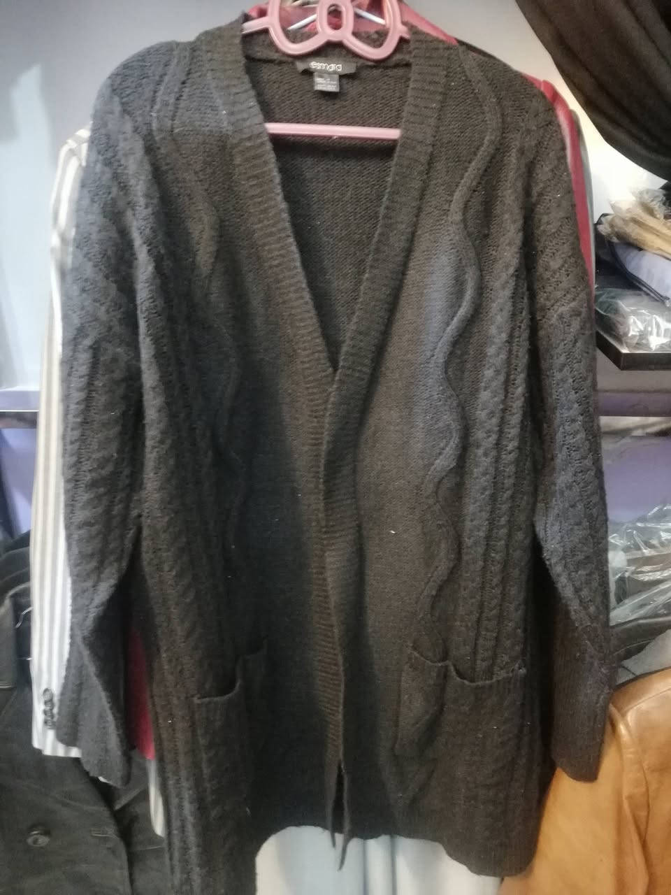 تتوفر لدينا ملابس رجالي ونسائي واطفال
العنوان سامراء سوق الضباط الكبير المسكف ***********
