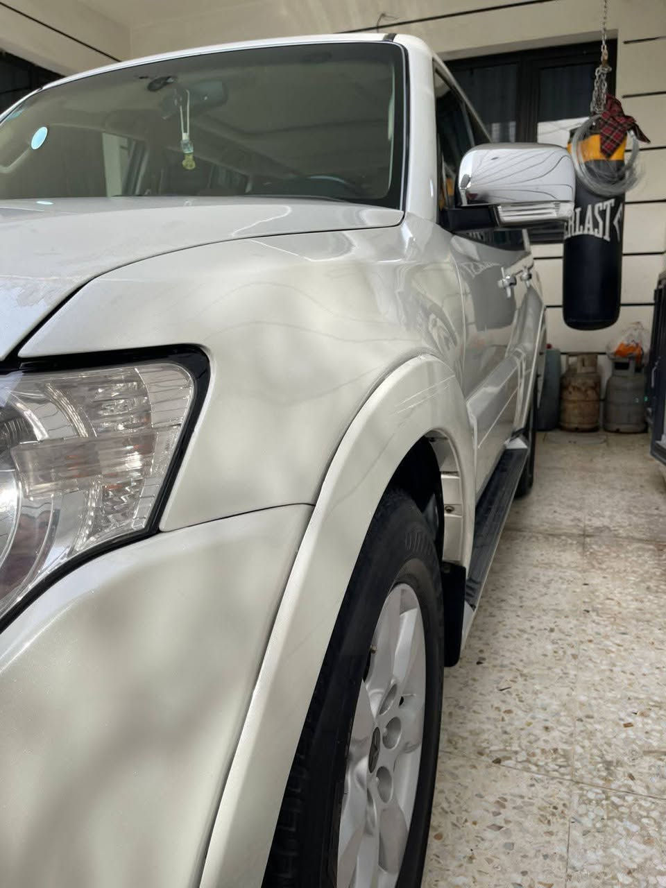 للبيع باجيرو 2010 حبتور  رقم بغداد بسمي تحويل مباشر  العنوان بغداد المنصور  السعر150وبيه مجال   للاستفسار الاتصال على الرقم ***********
