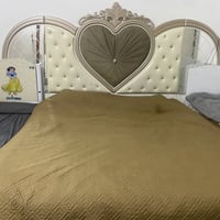 غرفة للبيع • نظيفه