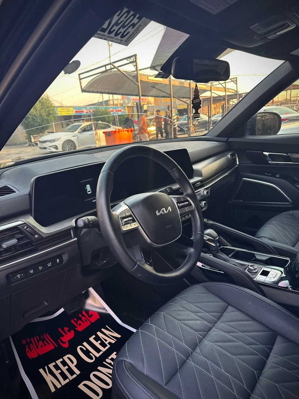 ياالله
 السلام عليكم كيا تيلورايدوارد امريكي موديل 2025

Kia TellurideSX2025 3.8L

المسافه المقطوعه :12الف كيلو  
          حجم المكينه : 3800    V6
           حالة الايرباك :دركه
الضرر : تبديل بنيد فقط والاصلي موجود بس بيه خسفه
   
#الموصفات 
1. شاشه 
2. كامرا
3.لايتات لد
4. بصمه 
5. كشنات جلد اسود
6. هندبريك بصمه 
7. رادار تحديد مسار
8. رادارات 360
9.فور ويل 
10. اوتو ستوب
11. حساسات خلفي امامي
12.اوتو هولد 
13. اشاير بالمري 
14.بكلايت لد
15. نظام ايكو + نظام تزحلق
16. فتحه سقف
17. هيترات بالكشنات حار بارد
18.كامرات 360
19.كامرا بالمرايا
20.بردات خلفيه
21.سبعه راكب
22.كشن السايق كهربائي
23.كشنات خلفيه كهرباء
24.كشافات
25.سقف كنتارا
26.ويل كب
 
فول مواصفات 1/1 جاهزه مرقم قادسيه. 

مكان السياره  ديوانيه الحمزه الشرقي الاتصال ***********
