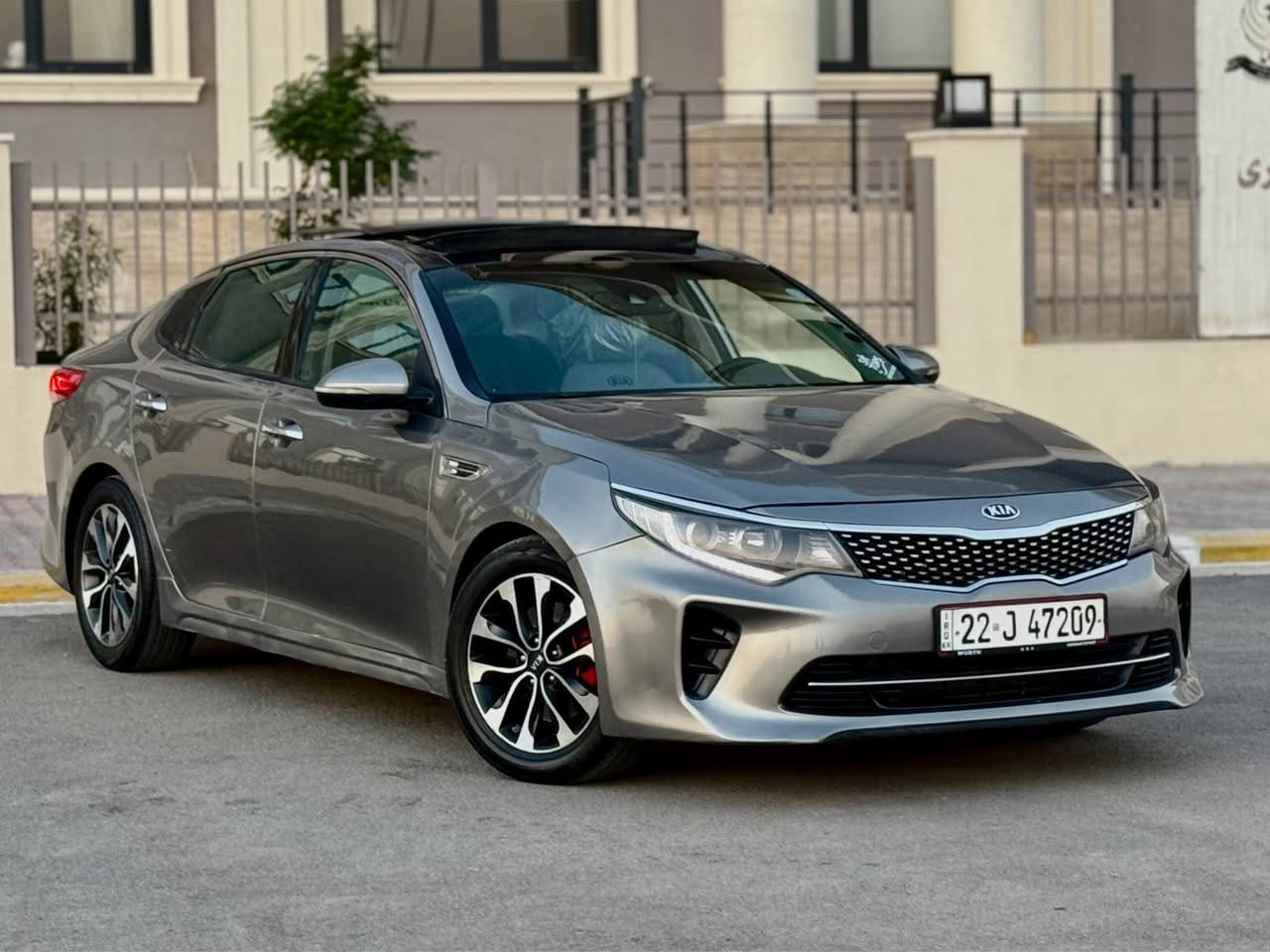 سعر بلااااش ((( 107$ ))) ورقه 

Kia optema 2017 فول فول مواصفات 

*********** واتساب 
*********** واتساب 

كير مكينه تبريد بشرط 
٤ تايرات جدد
سياره باسمي و اي نقص مابيها 

بيها سبغ ٣ قطعة و نص 
٣ قطعة كدام و نص جملغ خلفي 
بدون لغد 

مواصفات: شاشه جبير - فتحة سقف - كشن تدفيه و تبريد 
حساس - كاميره - 

مكان سياره اربيل أربيل, العراق
