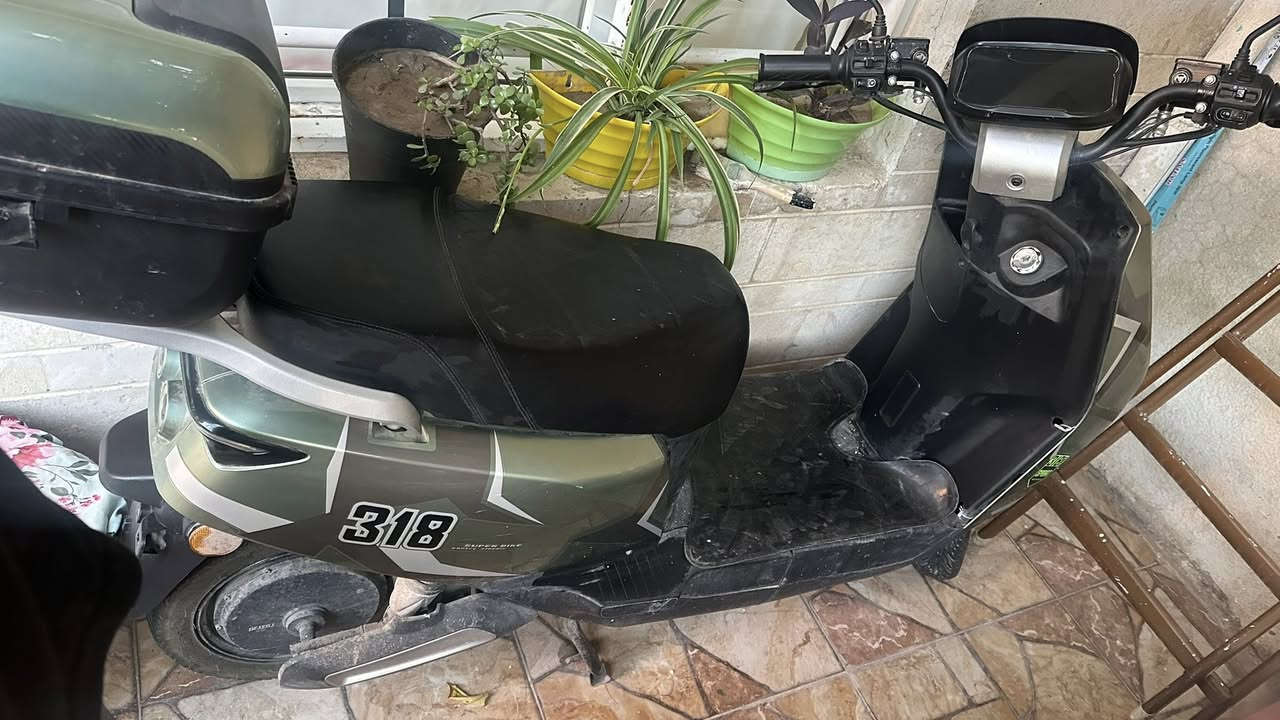 السلام عليكم ماطور ٣١٨
ست بطاريات  مكلف بل نشر باقي التفاصيل عل ارقام 7886688865بي واتساب بس

***********وهذا مكالمه 
اكرر مكلف بل نشر اتصل عل ارقام 
السعر ٥٥٠ وبي مجال
