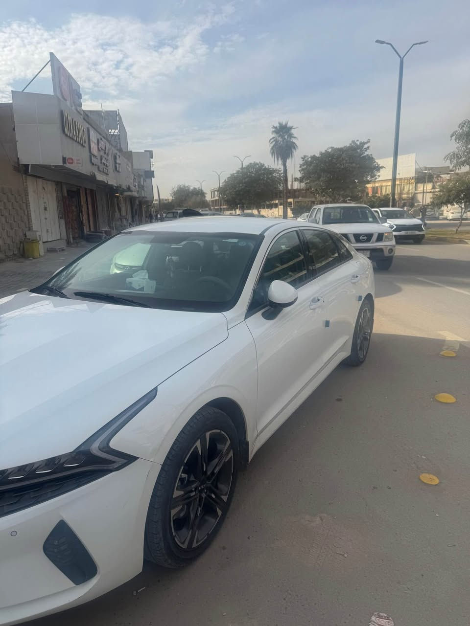 السلام عليكم…
سيارة K5 ) 2023 )خليجي رقم بابل باسمي سنوية  
اللون ابيض⚪️
عداد المسافة 46,000
ما بيه حادث
داخله ضمان عند الوكالة و ملتزم بجدول الصيانة 
بيه كم شخط خفيف مياثر.
 مواصفات:
كامرة خلفية
مري شفط 
مثبت سرعه
4 وضعيات قيادة
•تحكم ستيرن
•تبريد شاشة لمس
•حساسات امامي خلفي 
•قطعتين تبريد
السعر 215 ورقه و بيه مجال بسيط حك الجيه
للتواصل واتساب 
*********** حلة, بابل
