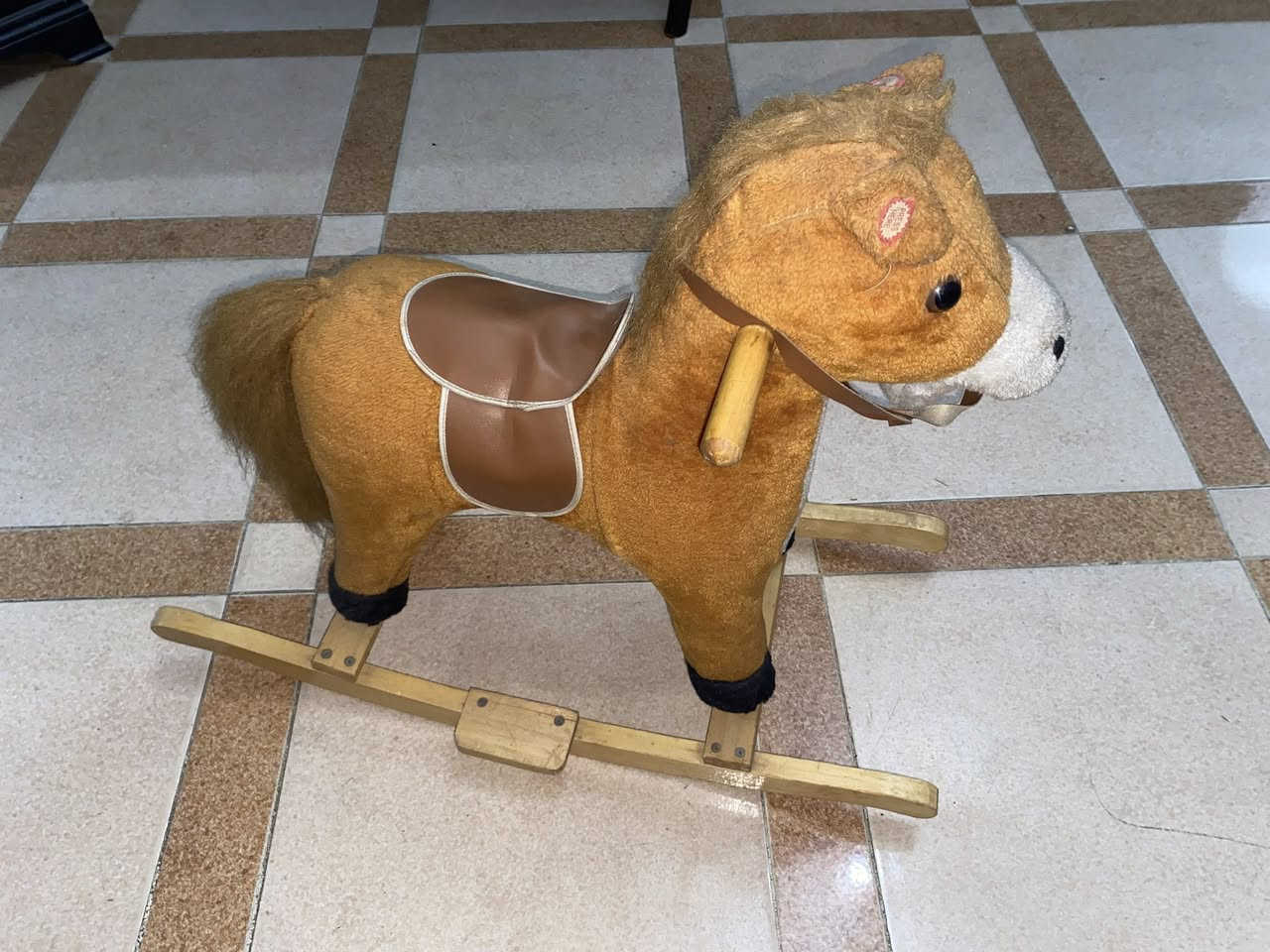 الحصان الهزاز
مستعمل بحاله ممتازه جدا زي الجديد 
زي الصور بالظبط


**إذا كنت صاحب هذا الإعلان وتريد حذفه لأي سبب، رجاءا أرسل رسالة إلى الدعم الفني**