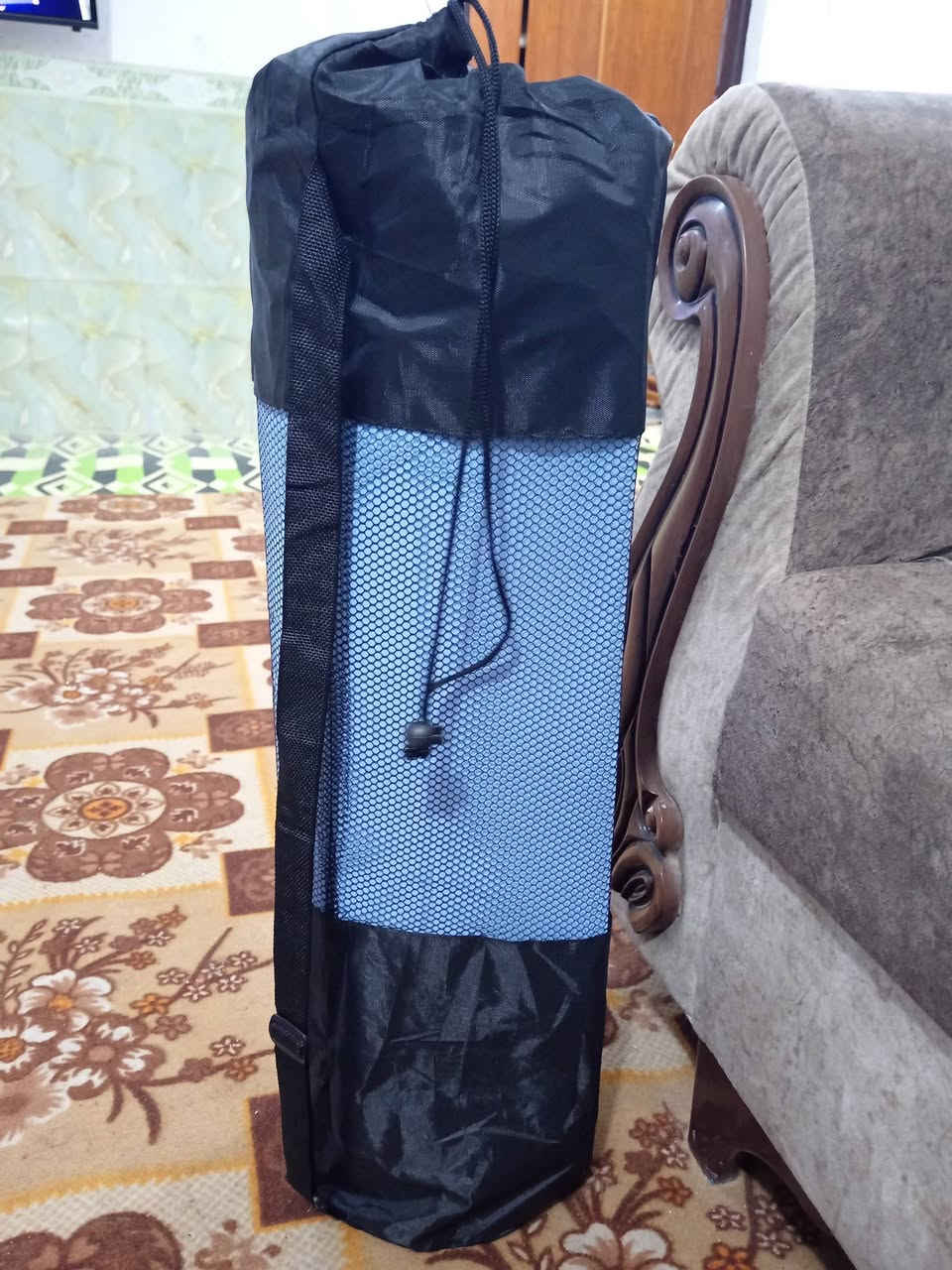 بساط يوغا غير مستعمل الطول 180 سم سماكة كبيره مقاوم للتمزق مع حقيبة للحمل السعر 10 يوجد توصيل


**إذا كنت صاحب هذا الإعلان وتريد حذفه لأي سبب، رجاءا أرسل رسالة إلى الدعم الفني**