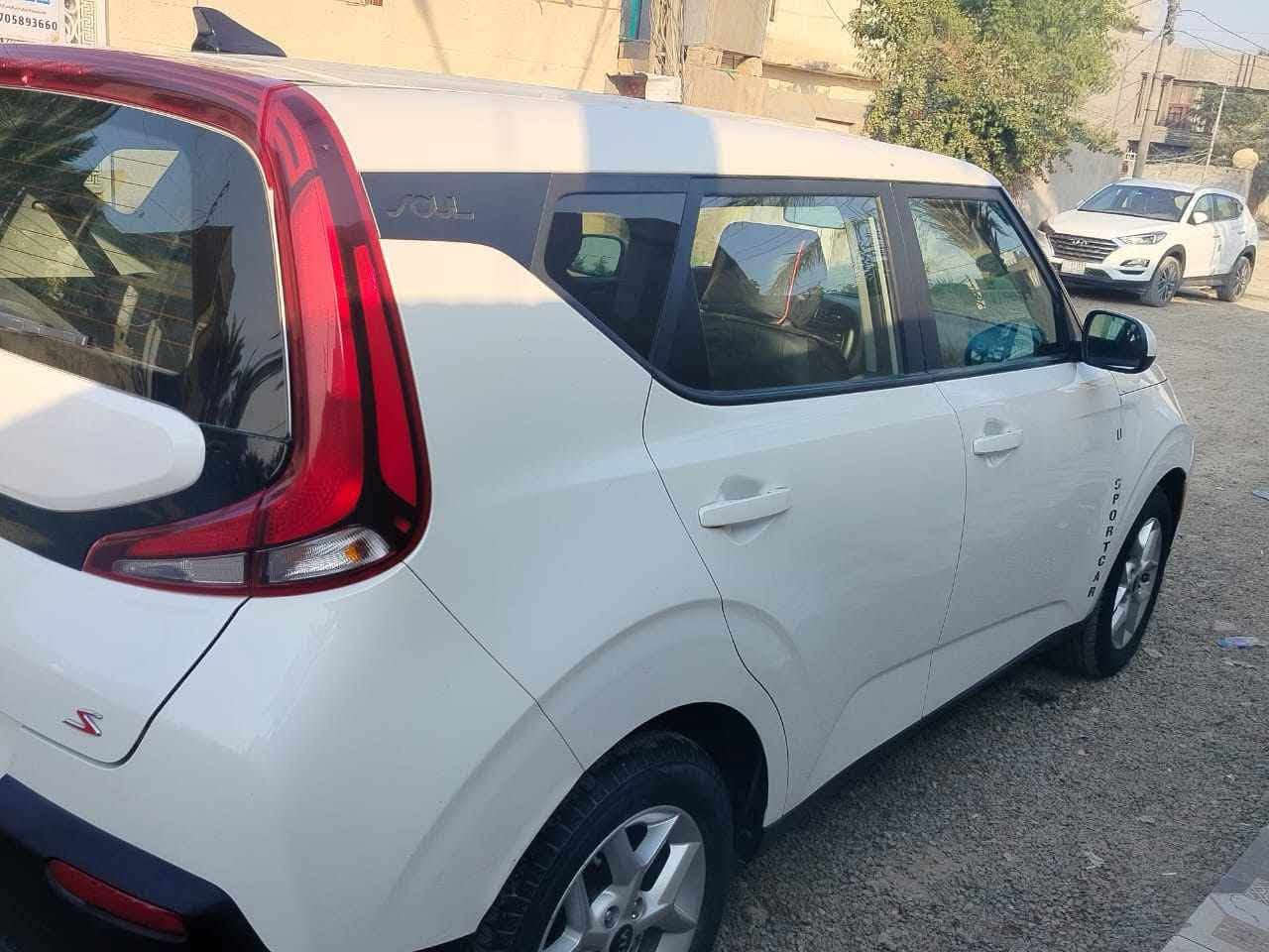 للبيع 

صول ٢٠٢١ رقم بغداد محرك ٢٠٠٠ دوش فئة S ماشية ٥٨ بيها فقط بنيد مبدل بلادي بأمريكا...السيارة نظيفة جدا ..
 استخدام قليل جدا...السعر ١٤٣ ..المكان ديالى بعقوبة
سونارها بلمنشور 
للاستفسار خاص او ع رقم 
‎***********‎
