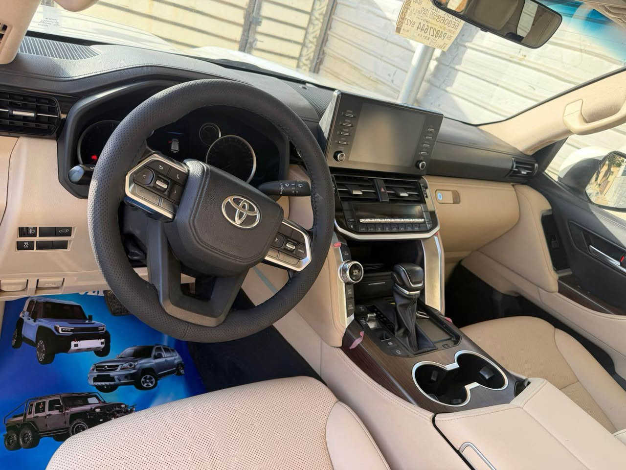 لاند كروز شركه ساز 2023 gxr جلد بصمه فتحه كراسي كهرباء تبريد كشن سياره جديده ومكفوله ماشيه 57000 كم فقط جاهزه من كلشي رقم شمالي مكانها السيديه *********** السعر 66000 $ مجال لسيط بغداد, العراق
