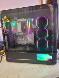 Ryzen ٥ ٩٦٠٠X • رام DDR5 ١٦GB • بدون كرت شاشة