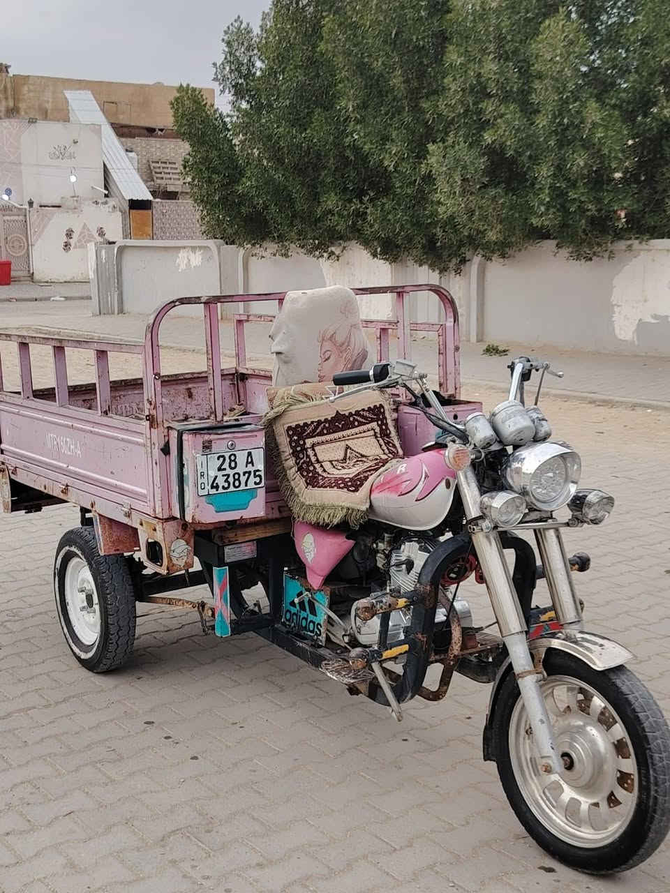 سلام عليكم ستوته للبيع مديل 2017 رقم وكامله بسمي مداور ثاني يوم عنوان النجف بلحولي يم الملعب رقمي***********
