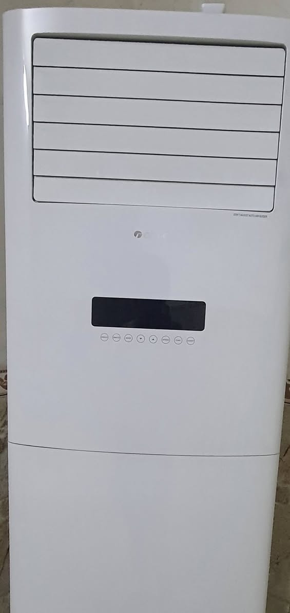 سبلت كنتور ٣ طن نوعية Gree كلش ممتاز مستخدم اقل الشهر( نظافة فول) اخذتة ١٦٠٠ وحاليا سعرة بالسوك ١٧٠٠ جاي ينباع 
السعر ١٤٥٠ 
تاريخ الصنع حديث ب٢٠٢٤ موضح بالصور


**إذا كنت صاحب هذا الإعلان وتريد حذفه لأي سبب، رجاءا أرسل رسالة إلى الدعم الفني**