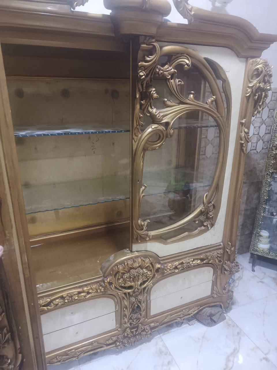 معرض جام للبيع ارتفاع 2متر وعرض2 رفوف جام ثقيل نضافه كدامك السعر 80مكاني كربلاء البوبيات كربلاء, العراق


**إذا كنت صاحب هذا الإعلان وتريد حذفه لأي سبب، رجاءا أرسل رسالة إلى الدعم الفني**