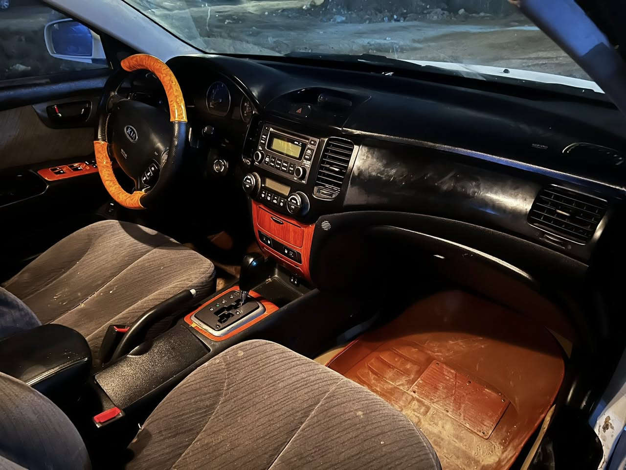 سلام عليكم
اوبتما 2007 امريكي

ابيع متجايه موجوده صوره التكمه لمصلحه بالصور 

 مصبوغه عام 

رقم بغداد انكليزي باسمي سنويه ل31 

موجوده بالحله معروضه 73 بيها مجال قليل

***********

واتساب او اتصال موجود
